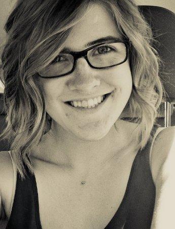 headshot of Elizabeth Householder